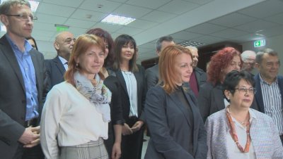Шефове на басейнови дирекции работят в страх, екоминистърът ги успокоява