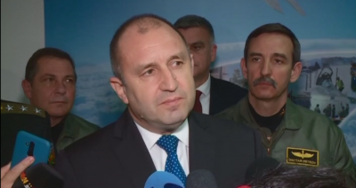 Румен Радев: Не коментирам решенията на Конституционния съд