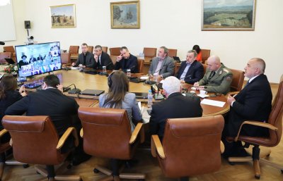 Международна видеоконферентна връзка за коронавируса в МС
