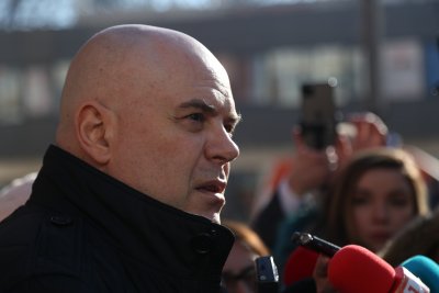 Главният прокурор изисква от здравния министър информация за контрола на базар "Илиянци"