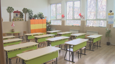 Директори: Да отпадне външното оценяване в 4 и 10 клас тази година