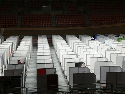 Завърши изграждането на полевата болница в спортна зала „Колодрума“ в Пловдив