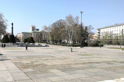 100 протокола и два акта за неспазване на ограничителните мерки в Русе за ден