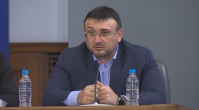 Затварят пазарите, ако управителите им не затегнат мерките