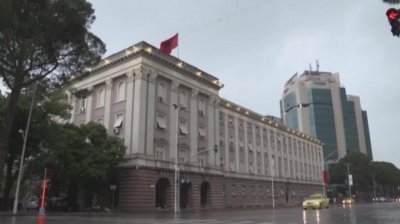 Пада броят на заразените с коронавирус в Албания