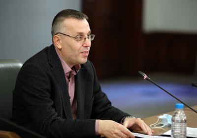Нови 65 случая на коронавирус у нас, има 7 заразени медици