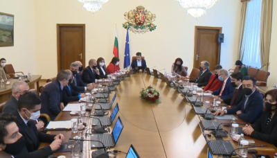 МС обсъжда позицията на България във връзка с напрежението НАТО-Русия на закрито заседание