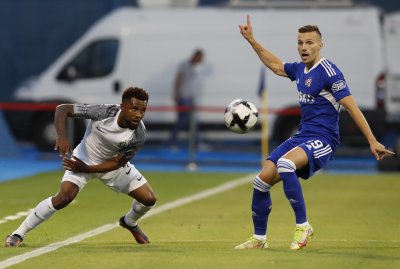 Лудогорец с тежко поражение от Динамо Загреб в мач с четири червени картона и три дузпи