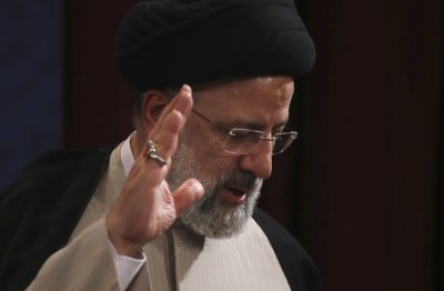 Утре ще е погребението на иранския президент
