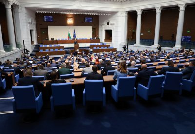 Парламентът отхвърли ветото на президента върху закона за нефтените продукти