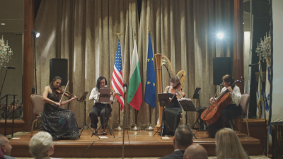 Българският дух зад граница: Музикалните вечери на българската общност в Лос Анджелис