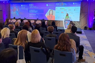 Бизнес и жени - къде е мястото им в "бързо и яростно променящ се свят"?