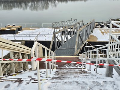 Баржи се откъснаха от пристанище Север във Видин