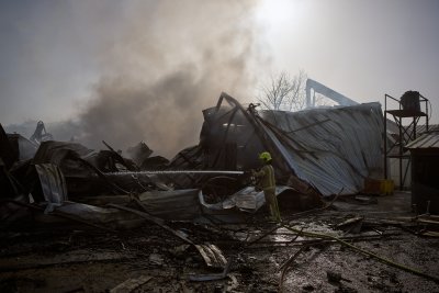 Нови удари в Тел Авив и Бейрут: Иран потвърди смъртта на Али Лариджани