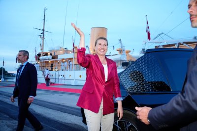 Край на политическата нестабилност: Мете Фредериксен си осигури трети мандат начело на Дания