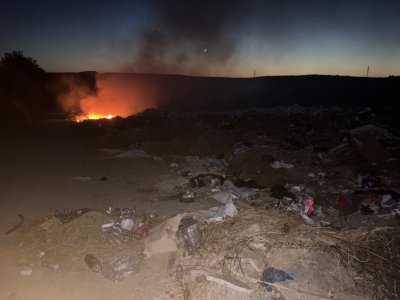 Пожар е възникнал тази вечер на едно от големите незаконни сметища в квартал Кошарник в Монтана