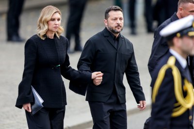 Самолетът на Зеленски едва не е бил ударен от дрон при излитането от Молдова за Норвегия