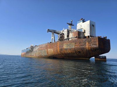 Няма замърсяване на водата по българското крайбрежие след инцидента с дронове в Черно море, съобщиха от Басейнова дирекция „Черноморски район“
