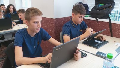 От тази учебна година изкуственият интелект се изучава в Езикова гимназия „Иван Вазов“ в Пловдив