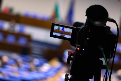 Депутатите си гласуваха 10-дневна ваканция през октомври