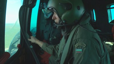 ЕКСКЛУЗИВНО: Само екип на БНТ засне акцията от борда на хеликоптер „Кугър“