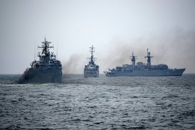 НАТО обяви, че ще разположи допълнителни средства за разузнаване в Черно море