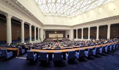 Вълна от реакции след инцидента с Колтуклиева (ОБЗОР)