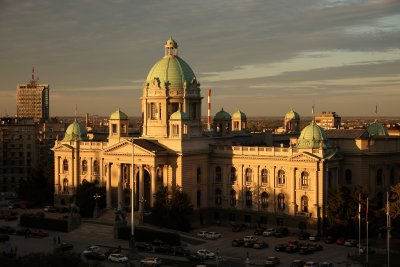 Исторически избори в Сърбия: Студентите влизат в парламента, Вучич призна поражението си
