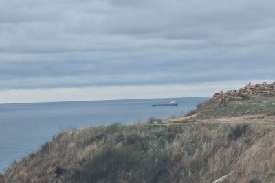 Контейнерите от потъналия кораб в Черно море крият риск от замърсяване