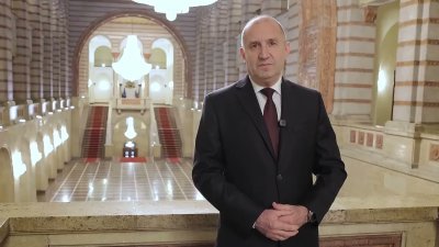 Премиерът Румен Радев: България е извадена от "сивия списък" за пране на пари