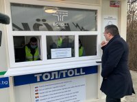 Над 3 200 маршрутни карти са закупени в първите часове от старта на толсистемата