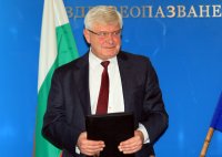 Здравният министър покани на среща протестиращите срещу новата детска болница