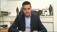 Състоянието на журналиста Слави Ангелов е стабилно, но остава в болница