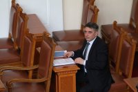 Продължават дебатите по окончателното гласуване на Закона за мерките по време на извънредно положение