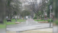 Полицейски ленти ограждат парковете в София
