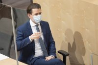 Австрия удължи ограниченията до 1 май