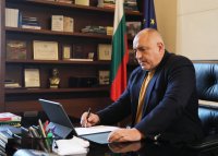 МС одобри два договора с Китай за доставка на лекарствени продукти за лечение на COVID-19