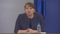 Министър Сачева: 1553 заявления са подадени вчера по програмата 60/40