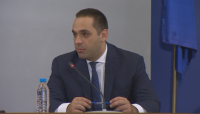 Караниколов: Не търсете конфликт в кабинета