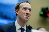 Зукърбърг: Западът трябва да определи стандарти за интернет регулация
