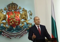 Думите са домът ни, да не допускаме в него да се засели плесента на невежеството...