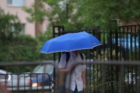По-хладно днес, възможни са градушки