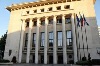 С над 40% са намалели приходите на общините за март-април